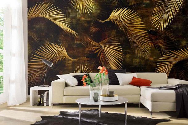 Raumbeispiel Tapete Palmen gold Blätter Guido Maria Kretschmer 270 x 400 cm